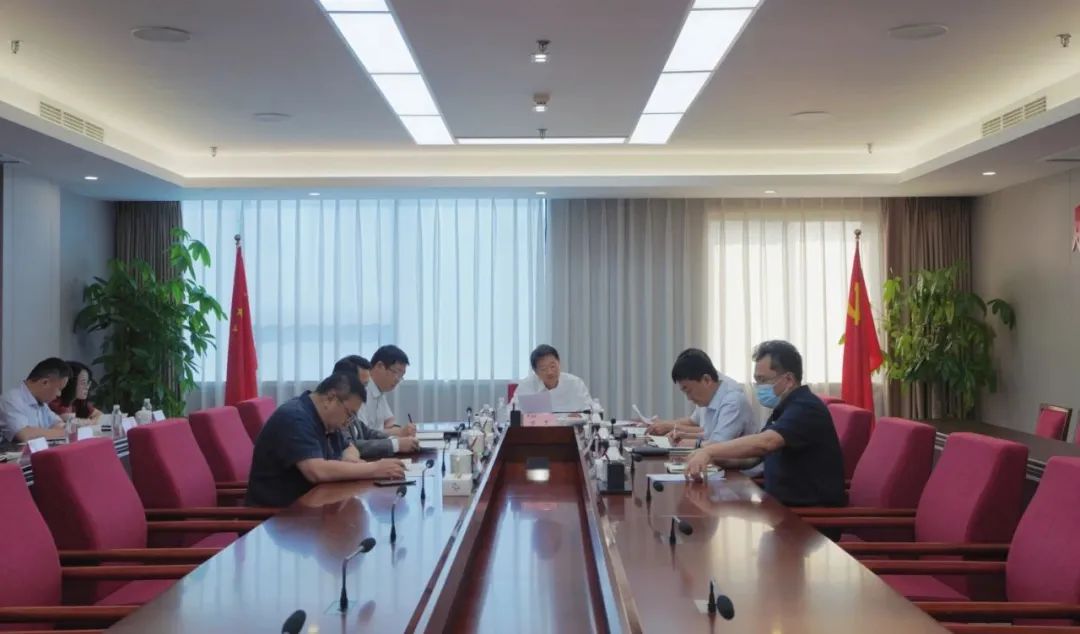 b193b19d-e9ef-4a6d-b69c-54291c49ad9e 省beat365集团党委召开学习贯彻习近平新时代中国特色社会主义思想主题教育专题研讨暨党委理论学习中心组研讨会
